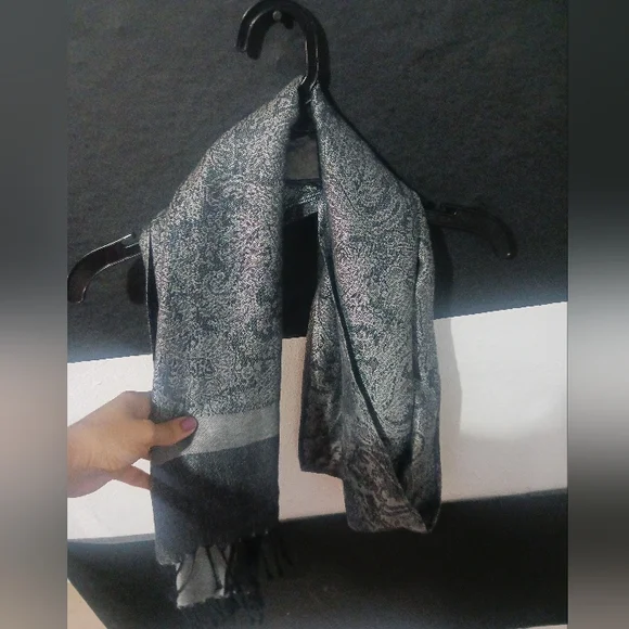 NEW Women Long Scarf - Picture 2 of 6